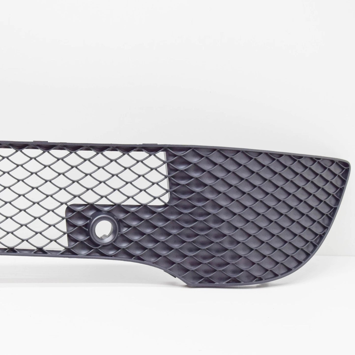 NEW MERCEDES-BENZ A W176 FRONT BUMPER LOWER GRILLE A1768807400 ORIGINAL