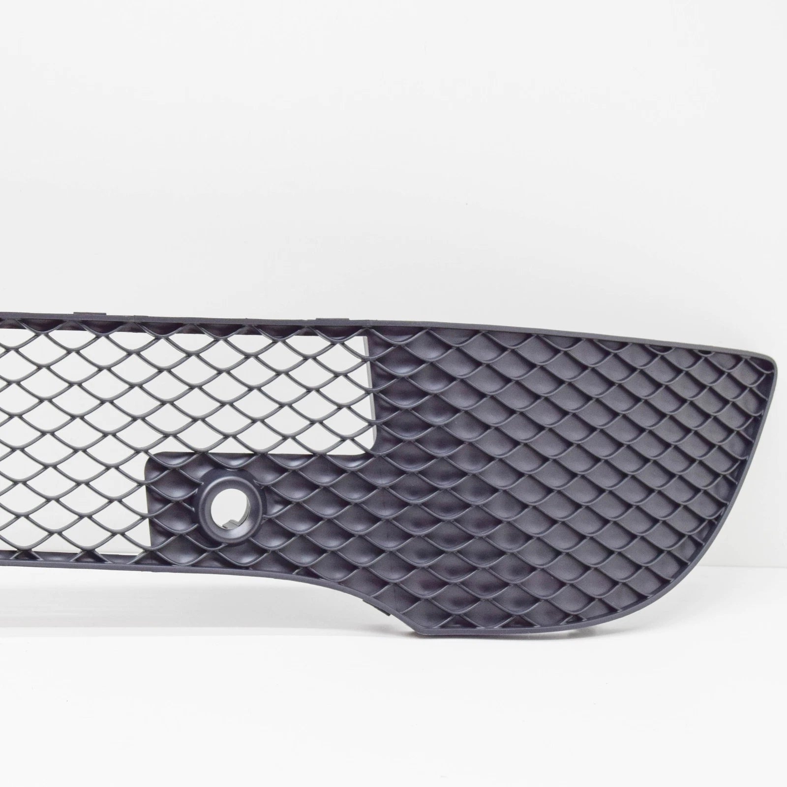 NEW MERCEDES-BENZ A W176 FRONT BUMPER LOWER GRILLE A1768807400 ORIGINAL