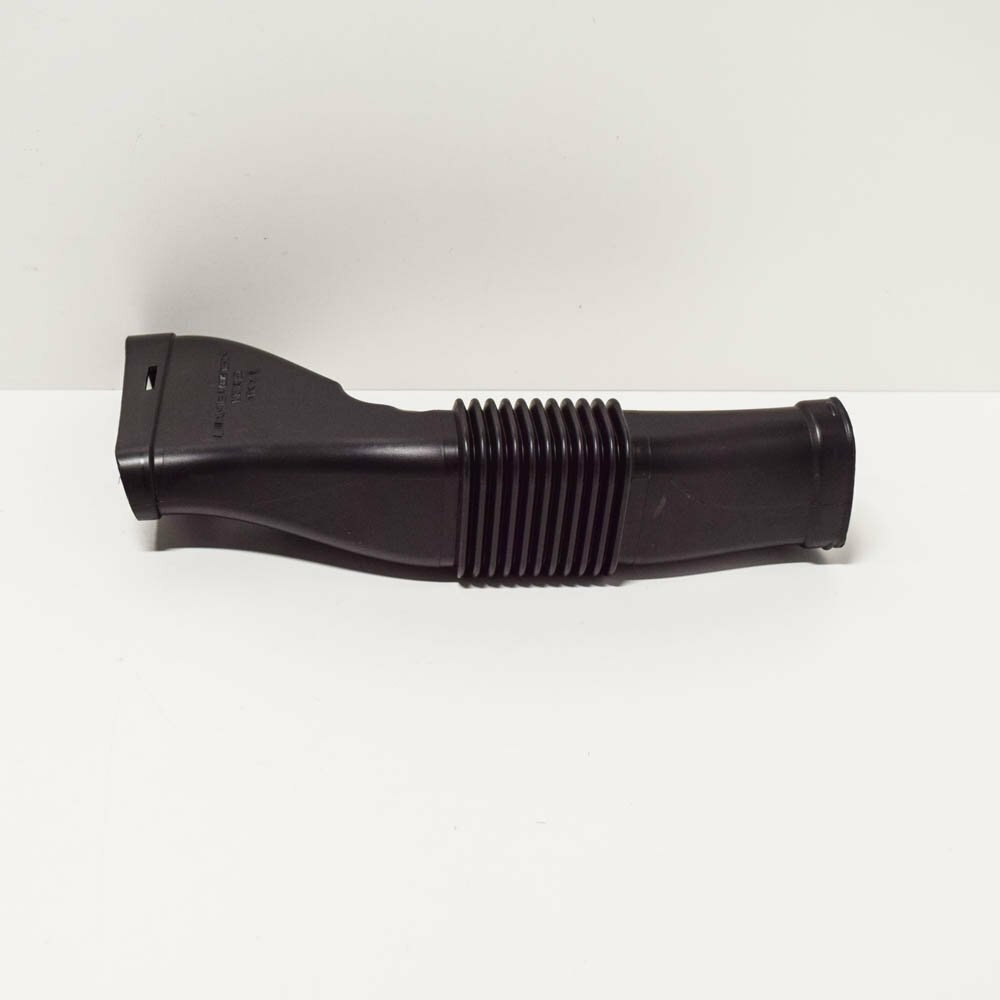 NEW MERCEDES BENZ C W204 AMG C63 RIGHT AIR INTAKE DUCT TUBE A1560941682 ORIGINAL