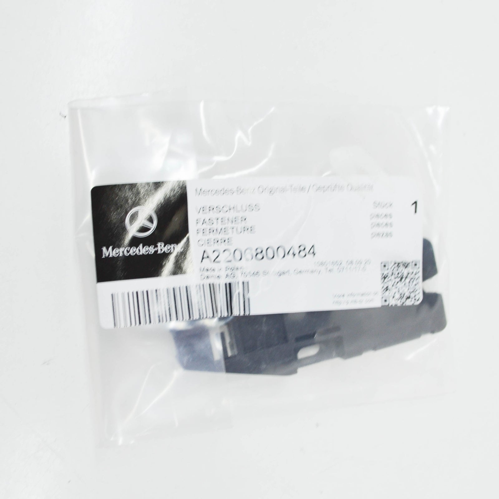 NEW MERCEDES BENZ CL C215 GLOVE BOX LATCH FASTENER A2206800484 ORIGINAL