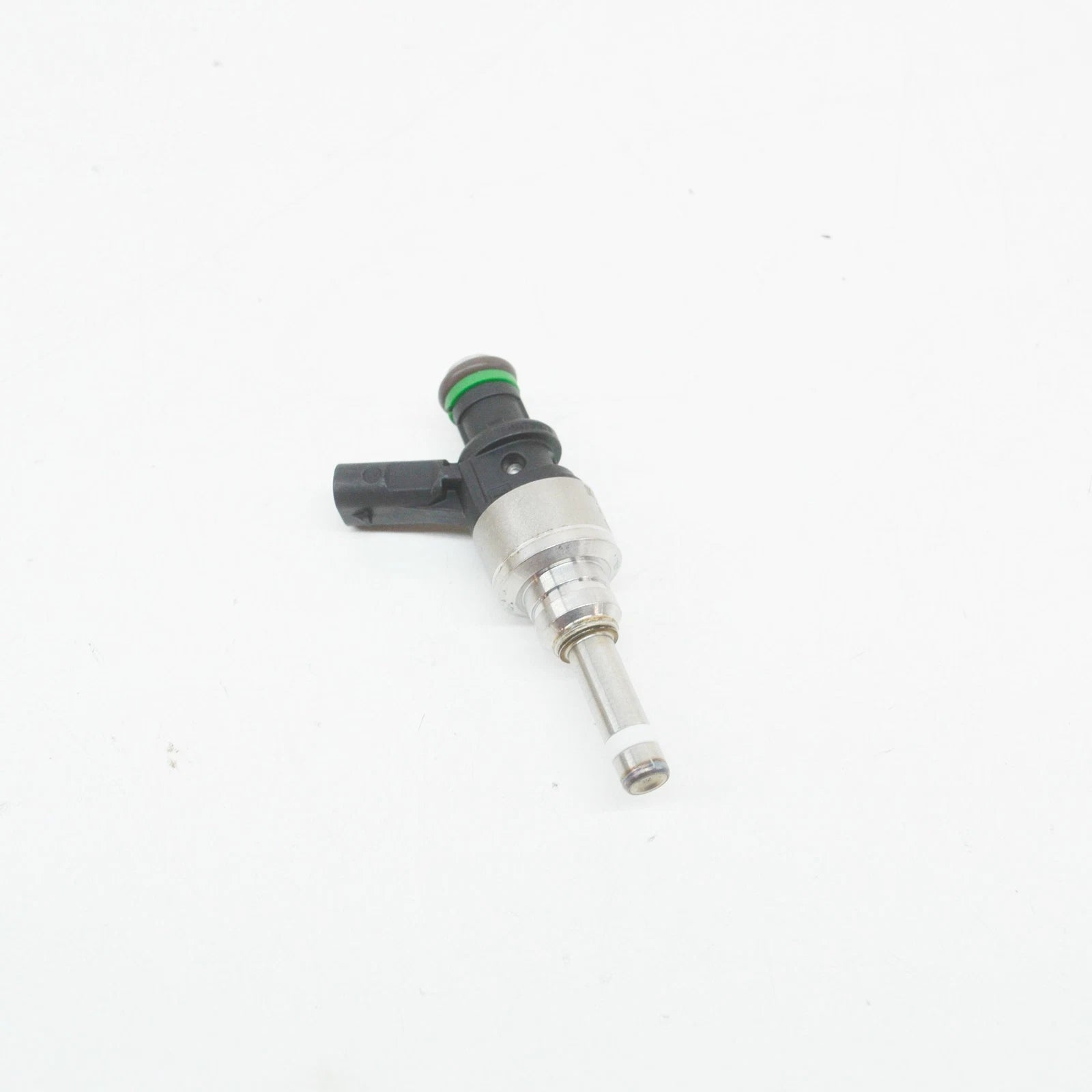 NEW AUDI RS3 8V FUEL INJECTION VALVE 07K906031L ORIGINAL