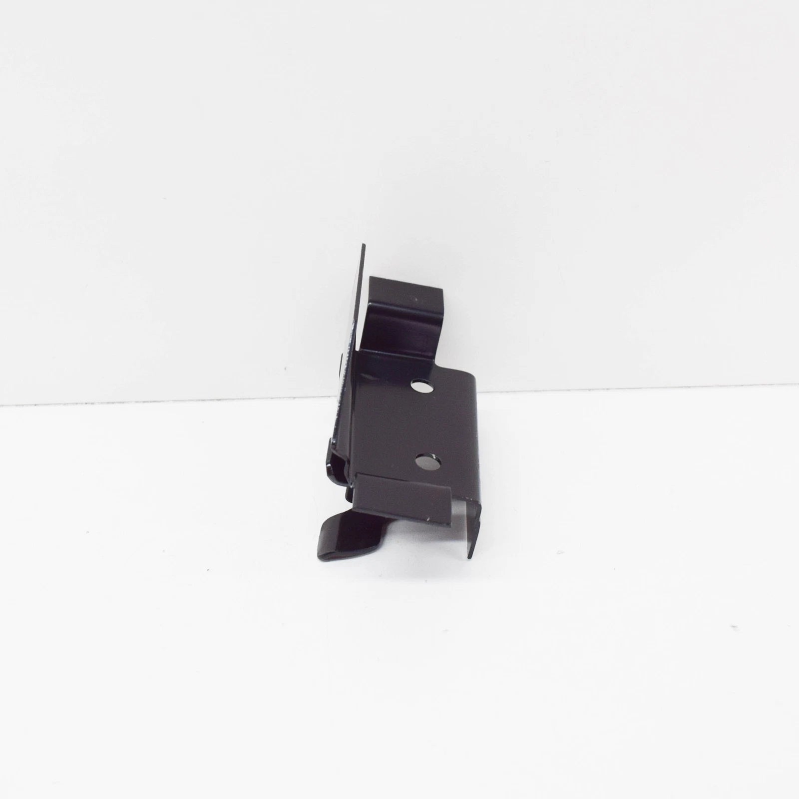 NEW BMW 3 E30 REAR EXHAUST BRACKET 41111922407 1922407 ORIGINAL