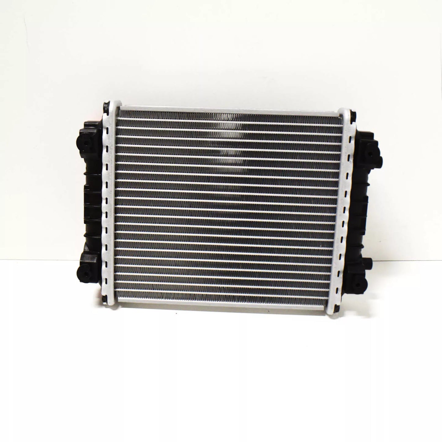 NEW VOLKSWAGEN BEETLE A5 ADDITIONAL COOLING RADIATOR 5Q0121253H ORIGINAL
