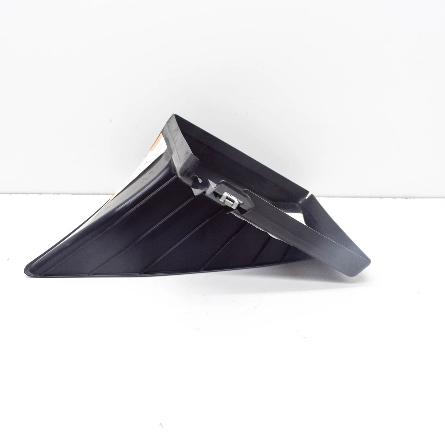 NEW BMW M5 F90 LEFT RADIATOR AIR DUCT 51748080573 ORIGINAL