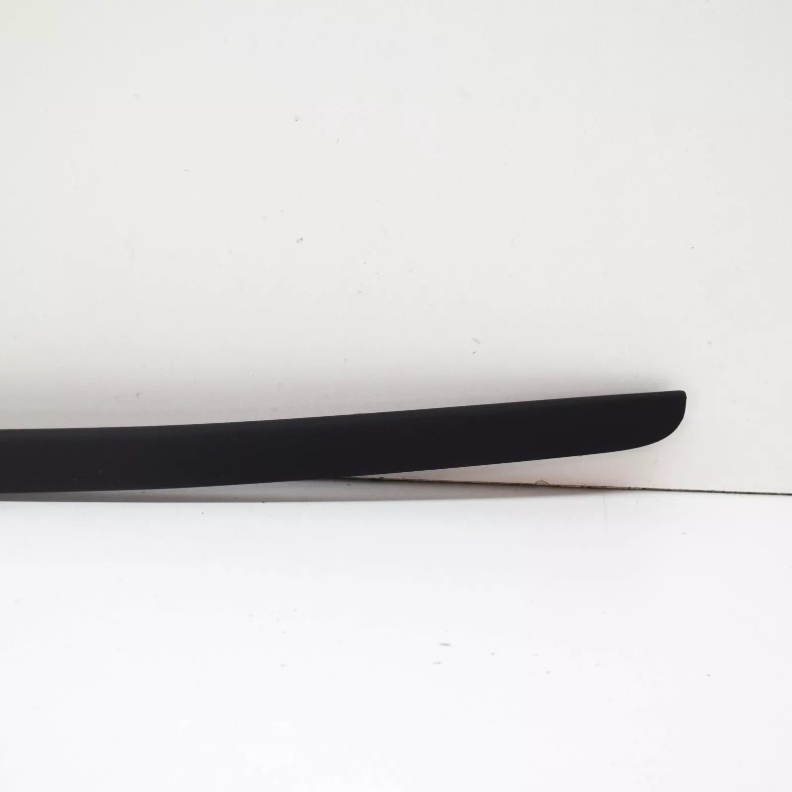 NEW AUDI A6 C6 FRONT WINDSHIELD LEFT WATER DEFLECTOR 4F0854327A01C ORIGINAL