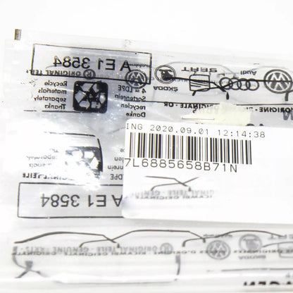 NEW VW TOUAREG 7L REAR CENTER SEAT BELT FILLER PIECE 7L6885658B71N ORIGINAL