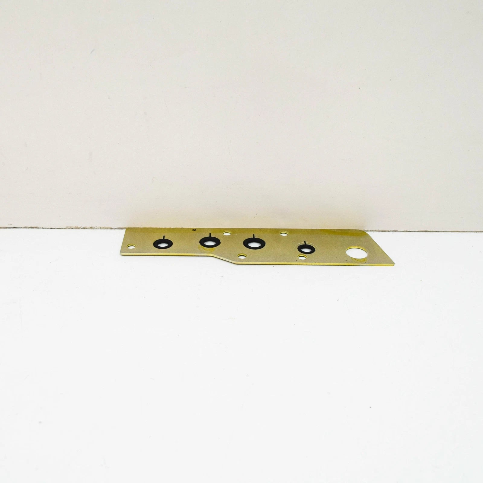 NEW BMW M3 COUPE E46 VANOS SEALING PLATE 11367831906 7831906 ORIGINAL