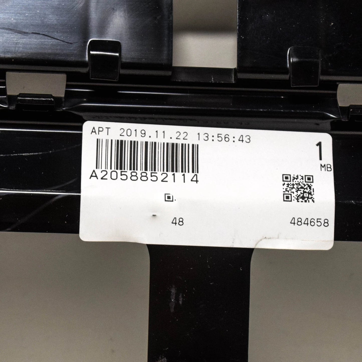 NEW MB C W205 REAR BUMPER SWITCHING MODULE BRACKET A2058852114 ORIGINAL