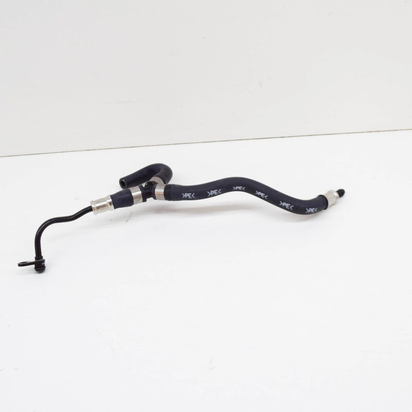 NEW BMW 7 E38 RADIATOR WATER HOSE 11531440104 1440104 ORIGINAL