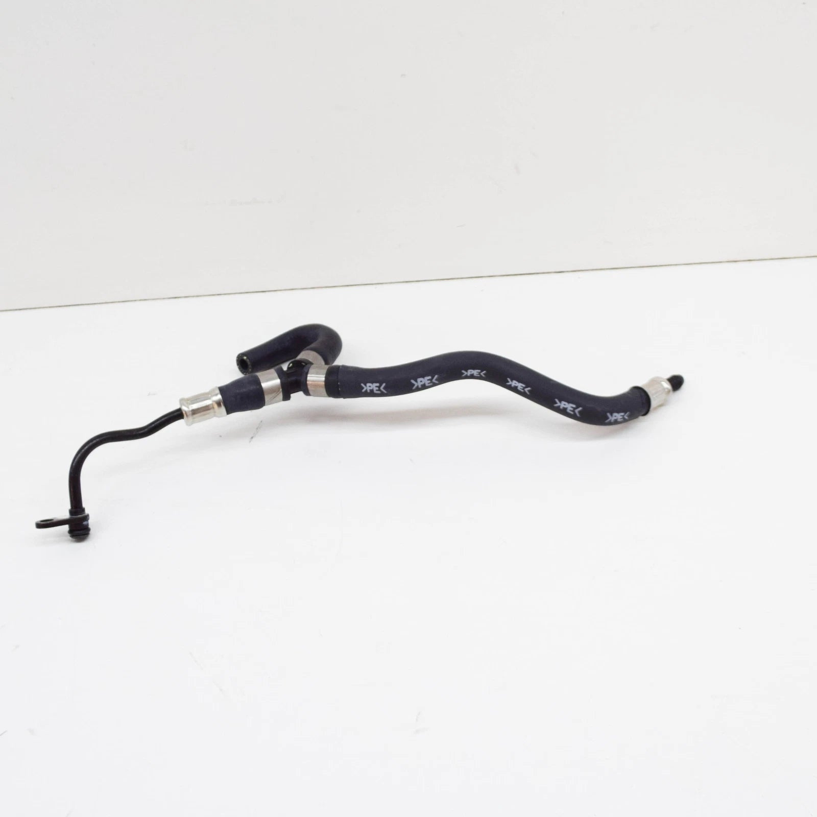 NEW BMW 7 E38 RADIATOR WATER HOSE 11531440104 1440104 ORIGINAL
