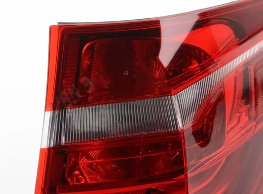 NEW BMW X3 F25 REAR RIGHT TAILLIGHT 7220242 63217220242 ORIGINAL