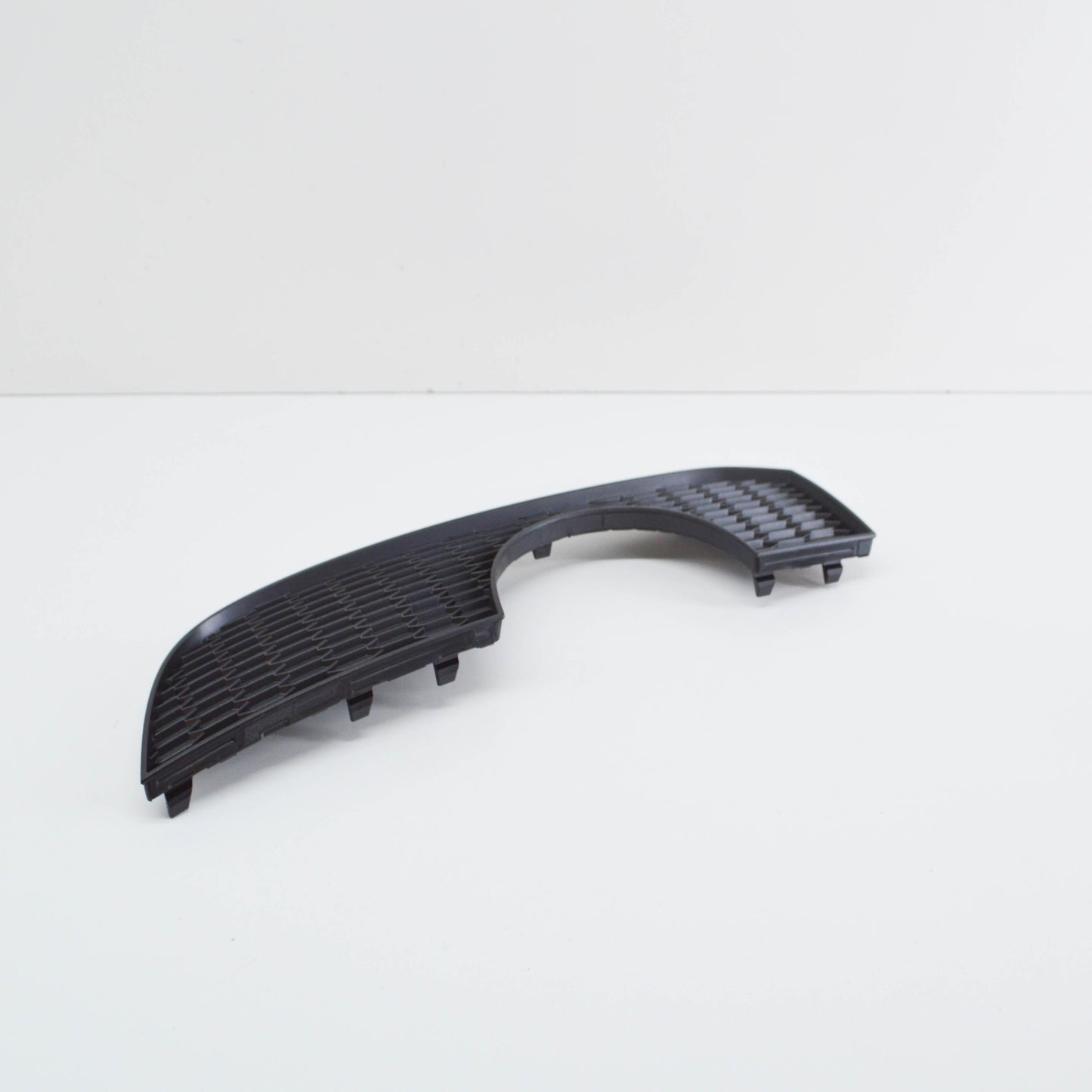 NEW AUDI A3 8V REAR BUMPER DIFFUSER INSERT GRILLE TRIM 8V3807834B ORIGINAL