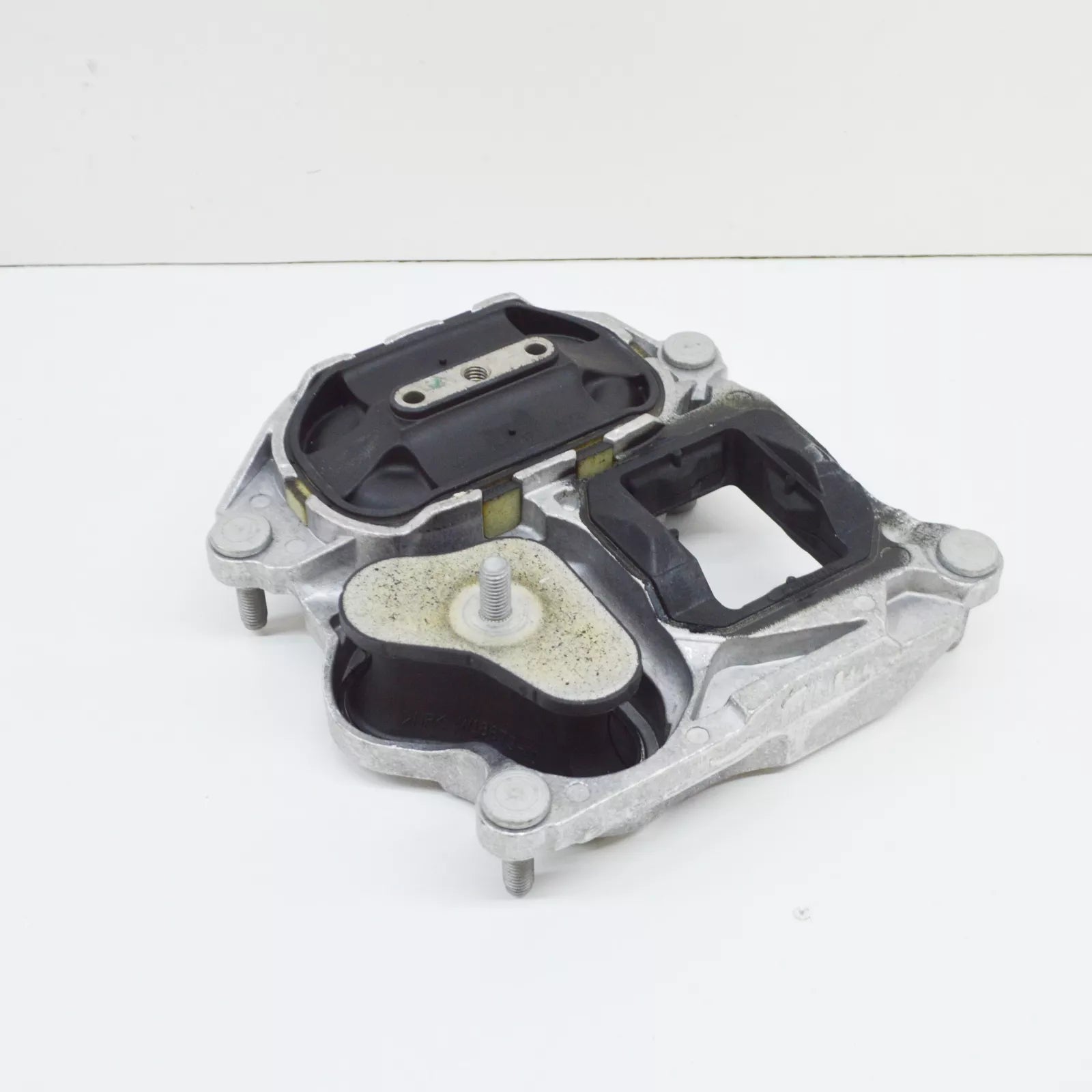 NEW AUDI A7 SPORTBACK 4G AUTOMATIC TRANSMISSION MOUNT 4M0399153AE ORIGINAL