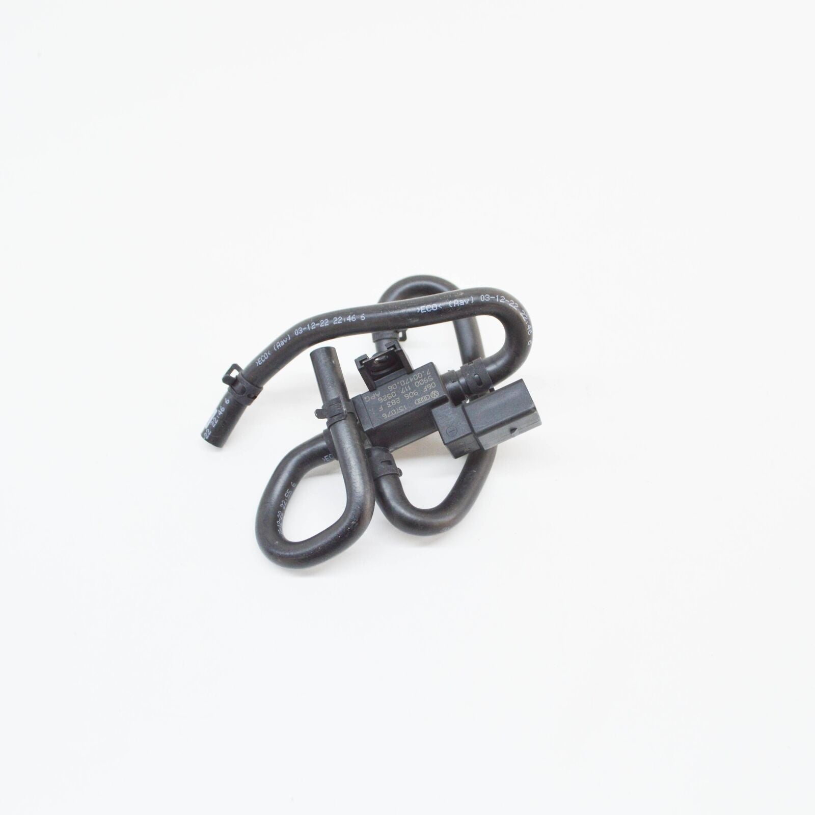 NEW AUDI A1 8X SOLENOID VALVE WITH NEGATIVE PRESSURE HOSE 03C145692P ORIGINAL