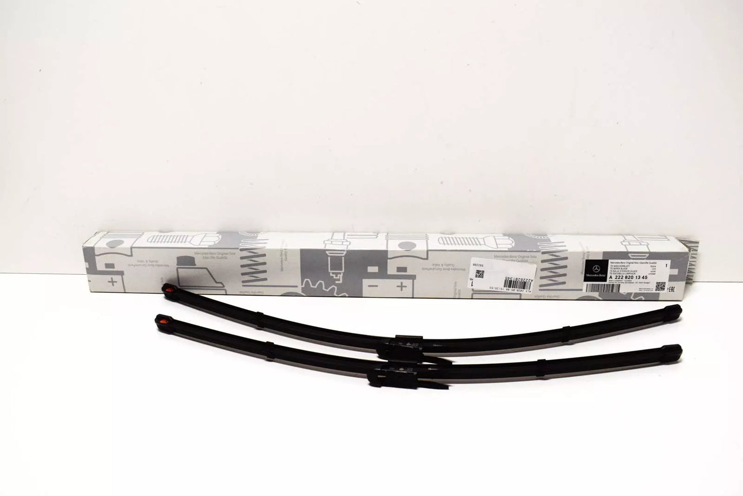 NEW MERCEDES-BENZ S-CLASS W222 WINDSHIELD WIPER BLADE SET A2228201345 LHD