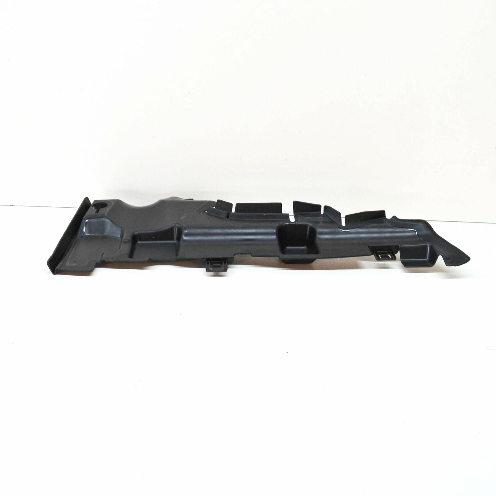 NEW AUDI A5 RS5 8W6 RIGHT SIDE AIR DUCT TUBE 8W6121284AD ORIGINAL