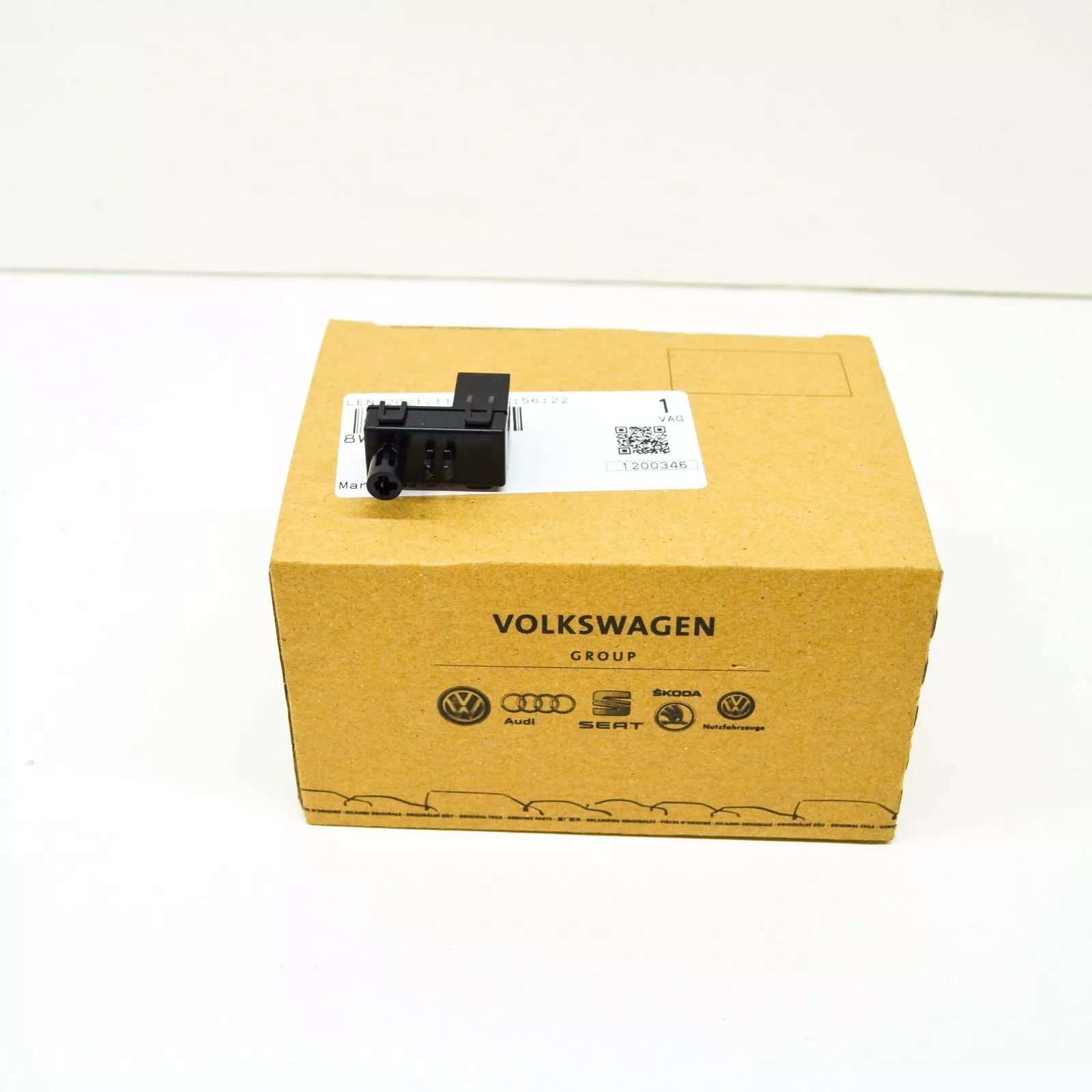 NEW AUDI A4 ALLROAD B9 INTERIOR LEFT LED MODULE UNIT 8W0947355AB ORIGINAL