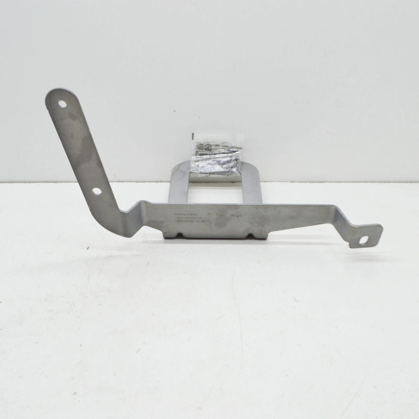 NEW VOLKSWAGEN CRAFTER SZ DISTRIBUTOR BRACKET 2N0971804A ORIGINAL