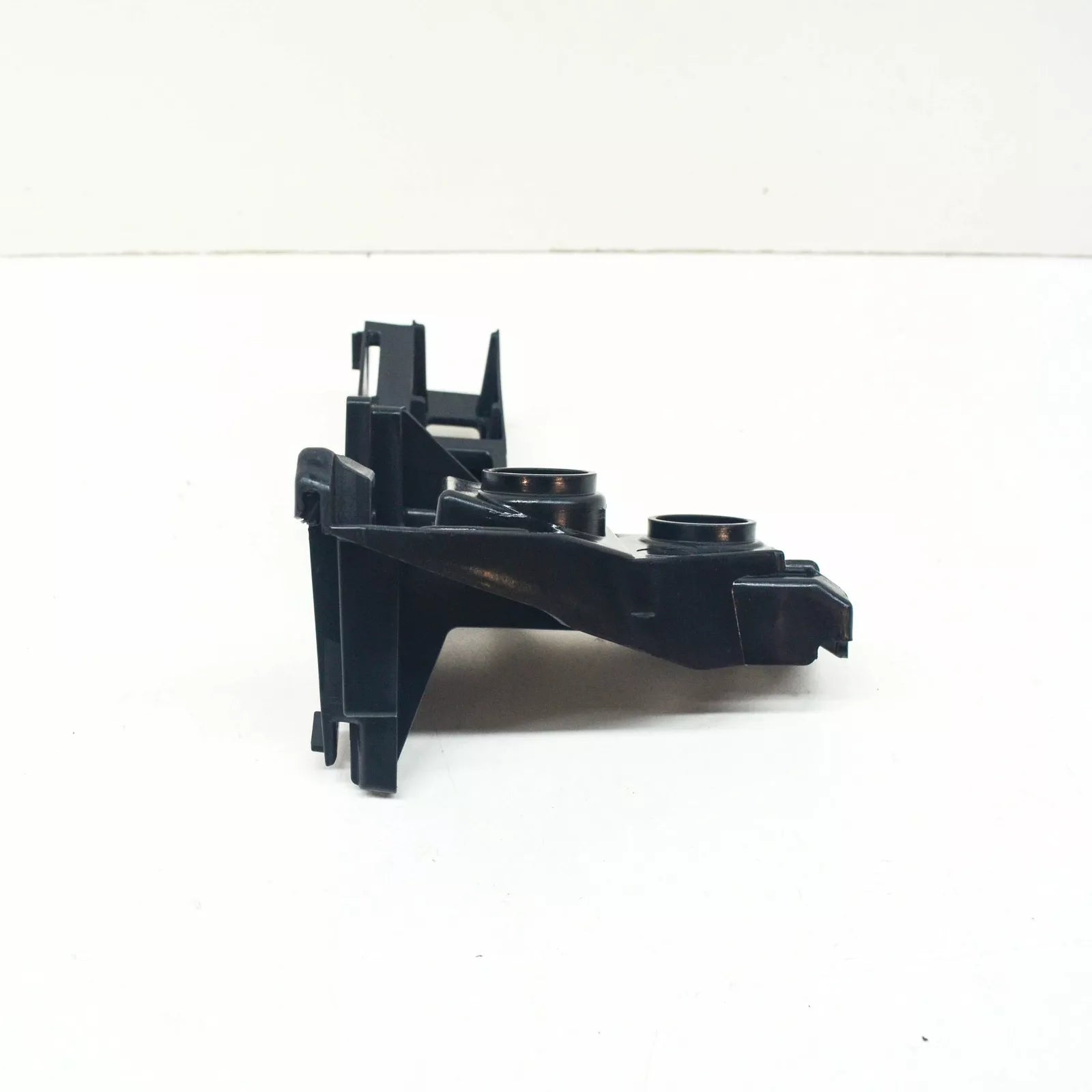 NEW VOLKSWAGEN GOLF MK7 REAR BUMPER LEFT BRACKET 5G6807393A ORIGINAL