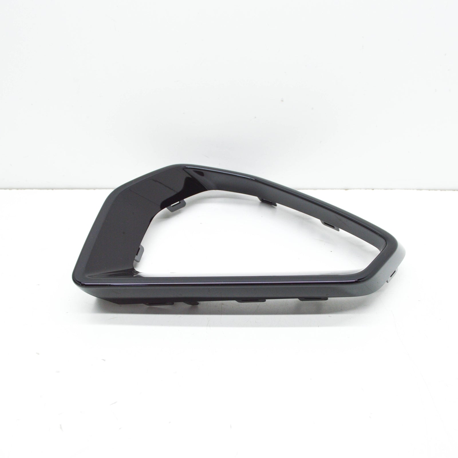 NEW AUDI Q3 F3 FRONT BUMPER RIGHT TRIM 83A853054AT94 ORIGINAL