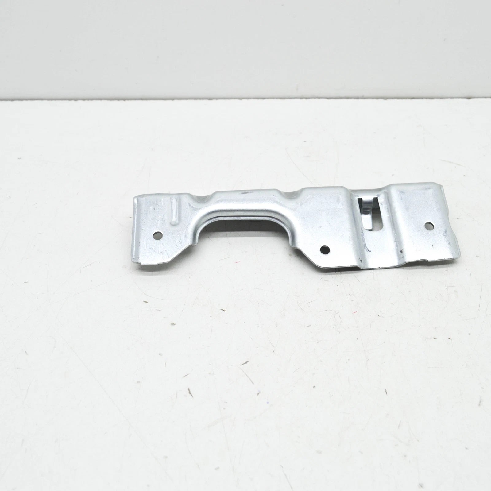 NEW VOLKSWAGEN TRANSPORTER T6 RIGHT A-PILLAR SECURING BRACKET 7H0858150A