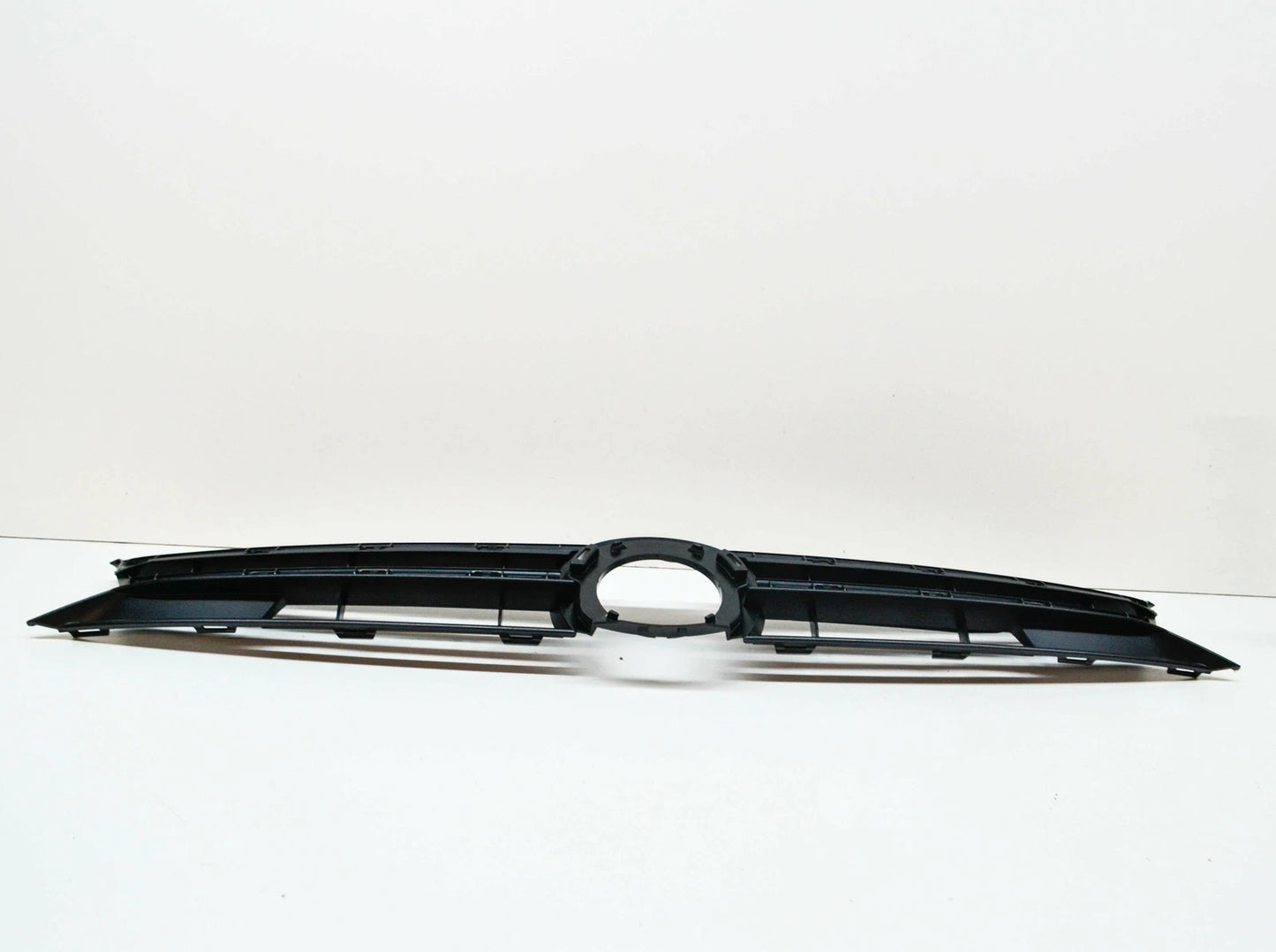 NEW VOLKSWAGEN GOLF PLUS FRONT RADIATOR GRILLE 5M0853653L9B9 2013