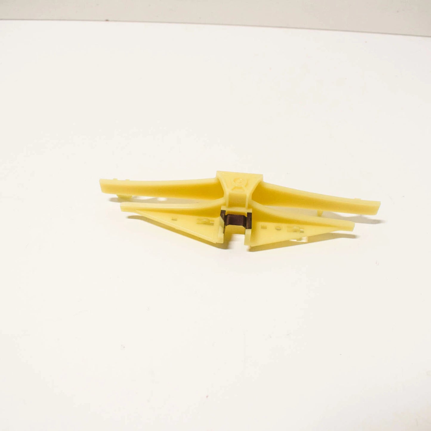 NEW AUDI A4 B8 ENGINE SLIDE RAIL 0AW331323C