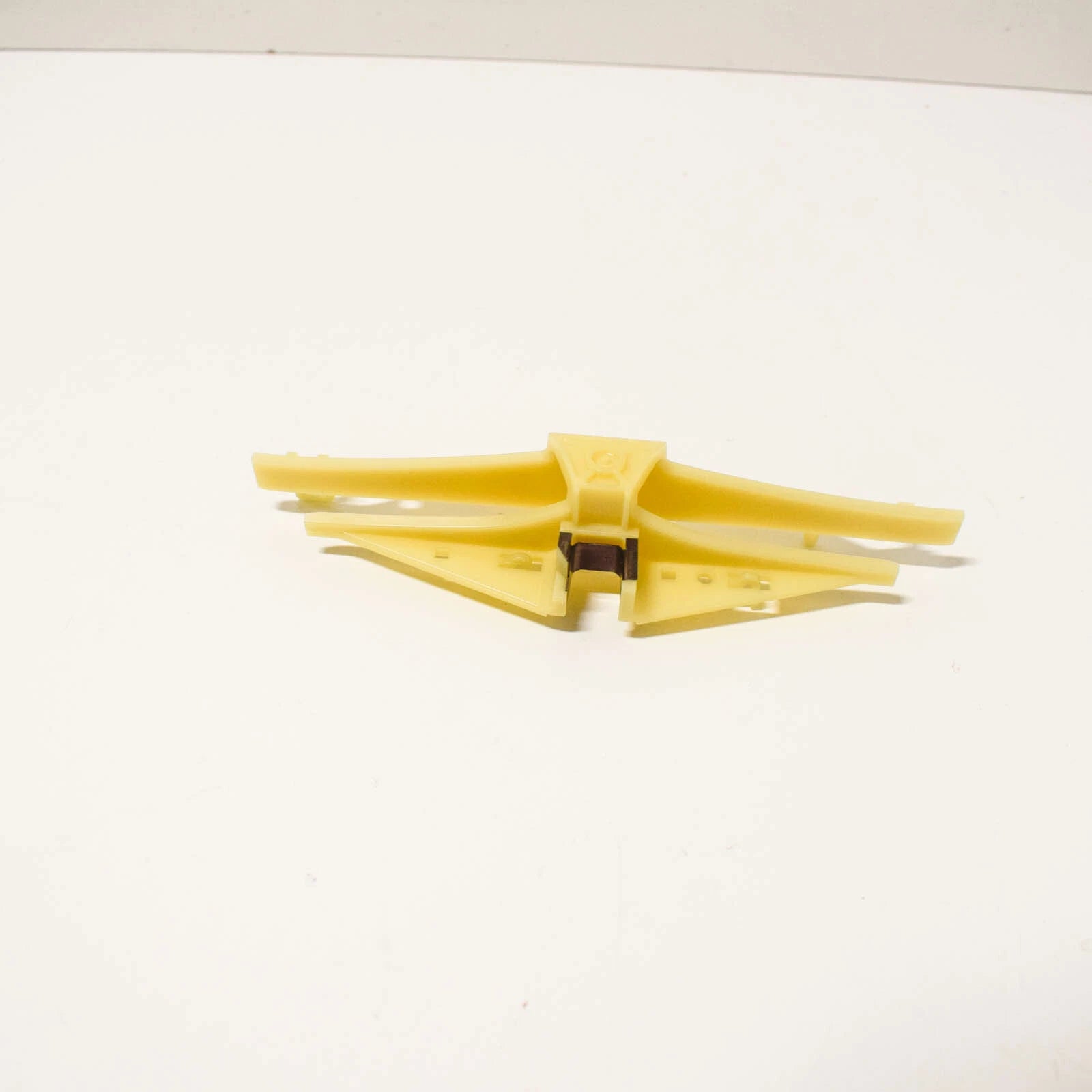 NEW AUDI A4 B8 ENGINE SLIDE RAIL 0AW331323C