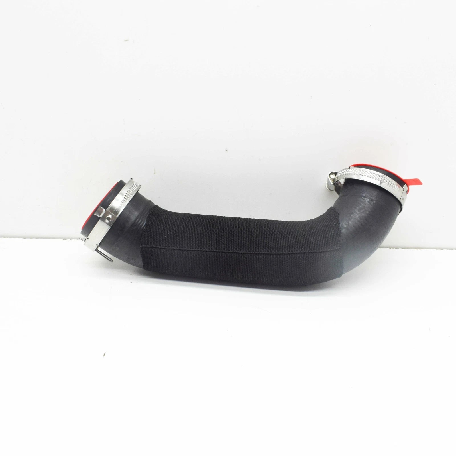 NEW AUDI Q7 4M LEFT LOWER INTERCOOLER HOSE PIPE 4M0145737AD