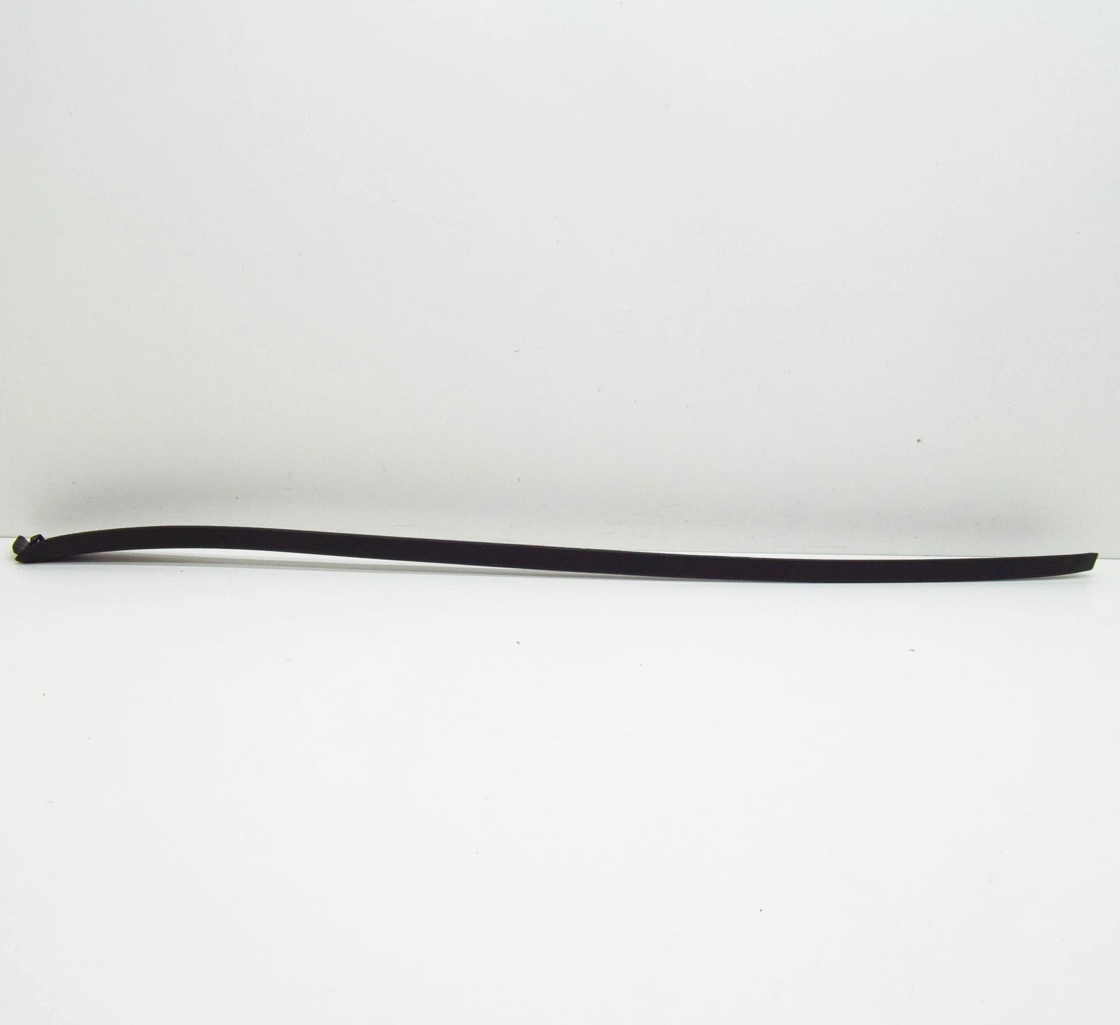 NEW SEAT LEON 5F RIGHT WINDSCREEN TRIM STRIP 5F0854320E9B9 ORIGINAL