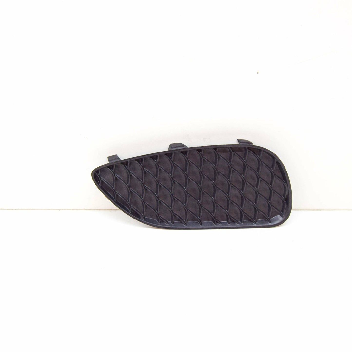 NEW MERCEDES-BENZ GLA X156 FRONT RIGHT GRILLE COVER TRIM A1568853422 ORIGINAL