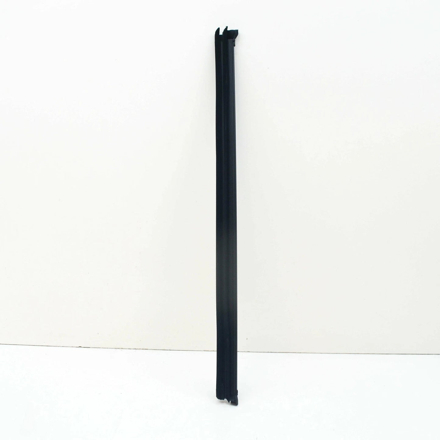 NEW VOLKSWAGEN ID.3 E11 REAR LEFT INNER WINDOW APERTURE SEAL 10A839479