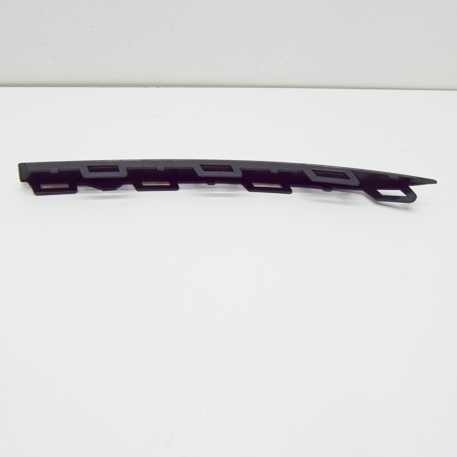 NEW AUDI E-TRON GEN REAR RIGHT BUMPER TRIM 4KE8078389B9 ORIGINAL