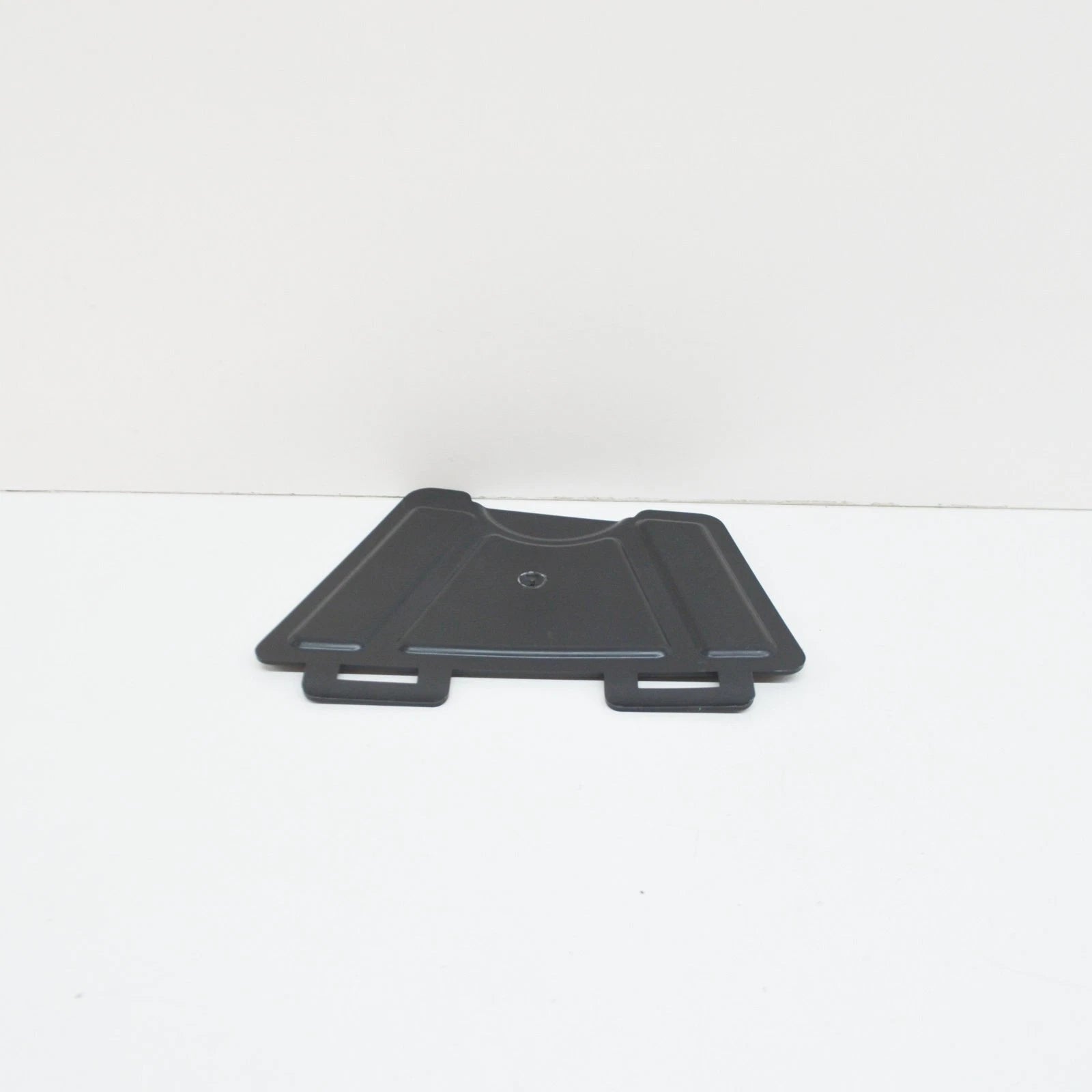 NEW BMW 1 E87 ENGINE UNDERTRAY SMALL SCREENING COVER 7140983 ORIGINAL