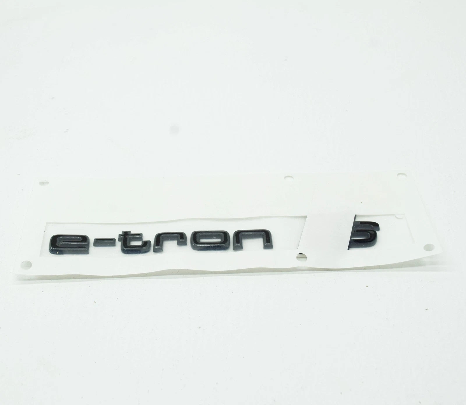 NEW AUDI E-TRON SPORTBACK GEA REAR BOOTLID BADGE 4KE853735AT94 ORIGINAL