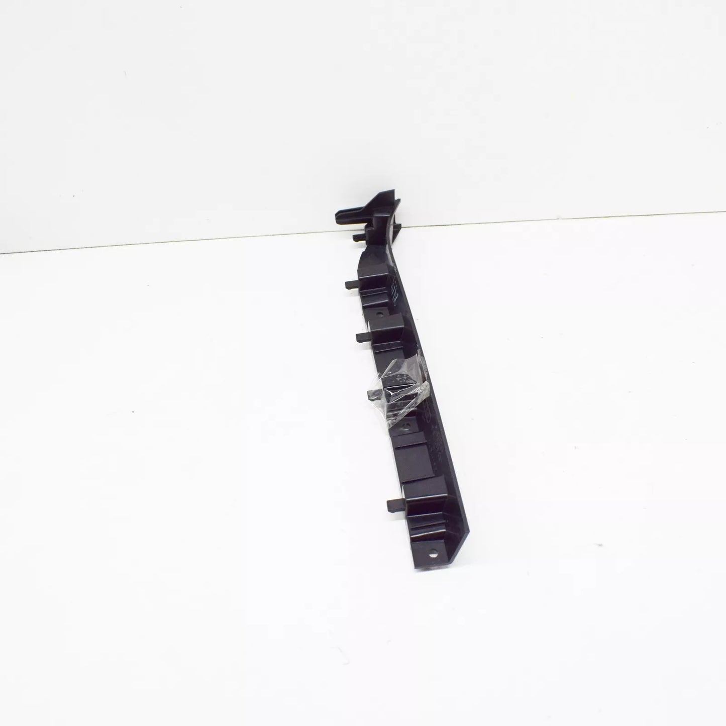 NEW AUDI R8 4S REAR LEFT INNER BUMPER CLOSING ELEMENT 4S0807119A