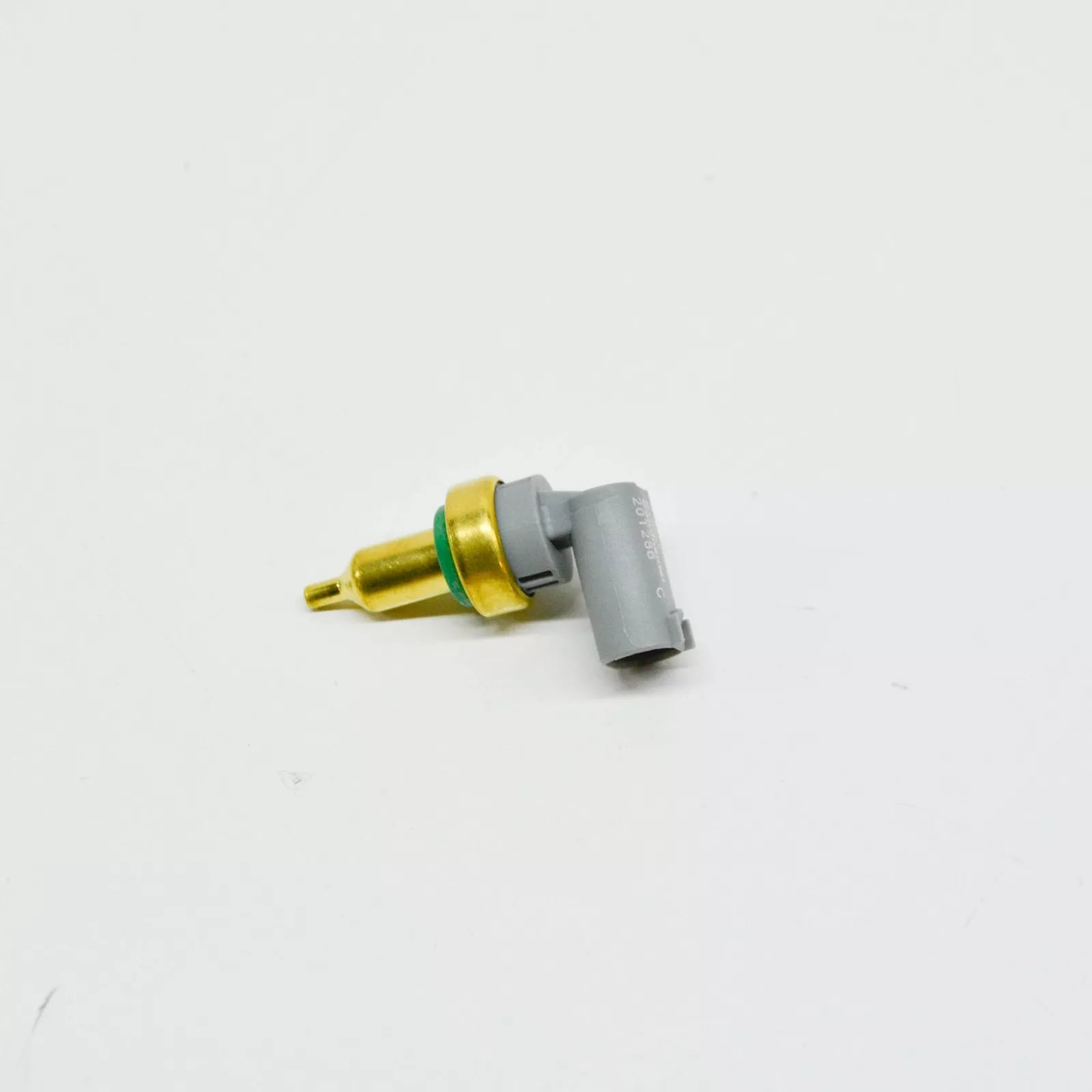 NEW MERCEDES BENZ GL X166 COOLANT TEMPERATURE SENSOR A0009056102 ORIGINAL