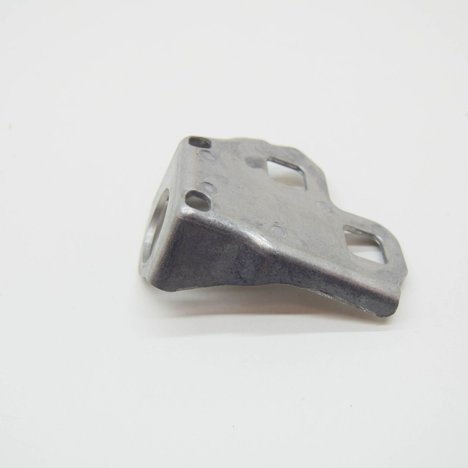 NEW MERCEDES BENZ SL R232 FRONT END PANEL RIGHT MOUNT A2326207800 ORIGINAL