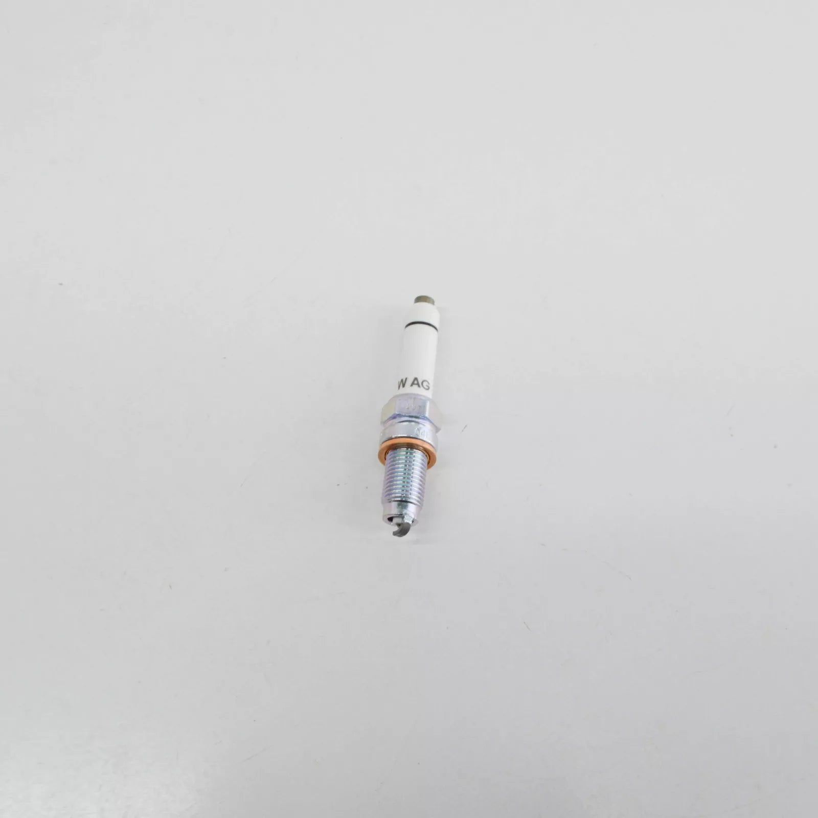 NEW AUDI A1 MK1 SPARK PLUG 'LONGLIFE' 04E905601B ORIGINAL