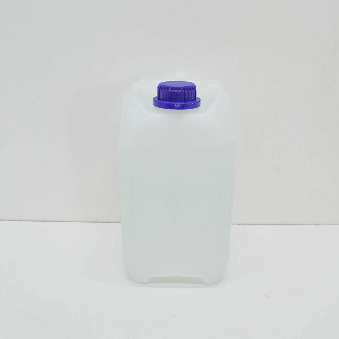 NEW VOLKSWAGEN AD BLUE 5 LITER EMISSION FLUID G052910M3 ORIGINAL