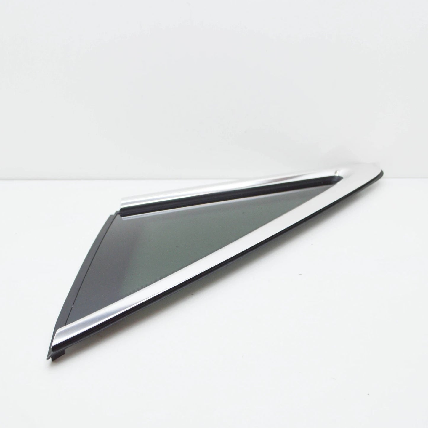 NEW AUDI A6 C8 REAR RIGHT TRIANGLE WINDOW SIDE 4K5845298ANVB ORIGINAL