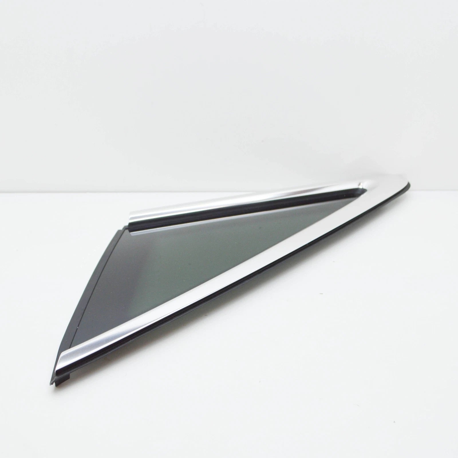 NEW AUDI A6 C8 REAR RIGHT TRIANGLE WINDOW SIDE 4K5845298ANVB ORIGINAL