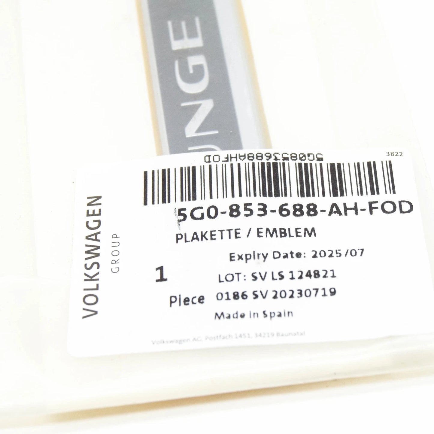 NEW VW GOLF 5G MK7 RIGHT SIDE FENDER MANUFACTURER BADGE 5G0853688AHFOD ORIGINAL