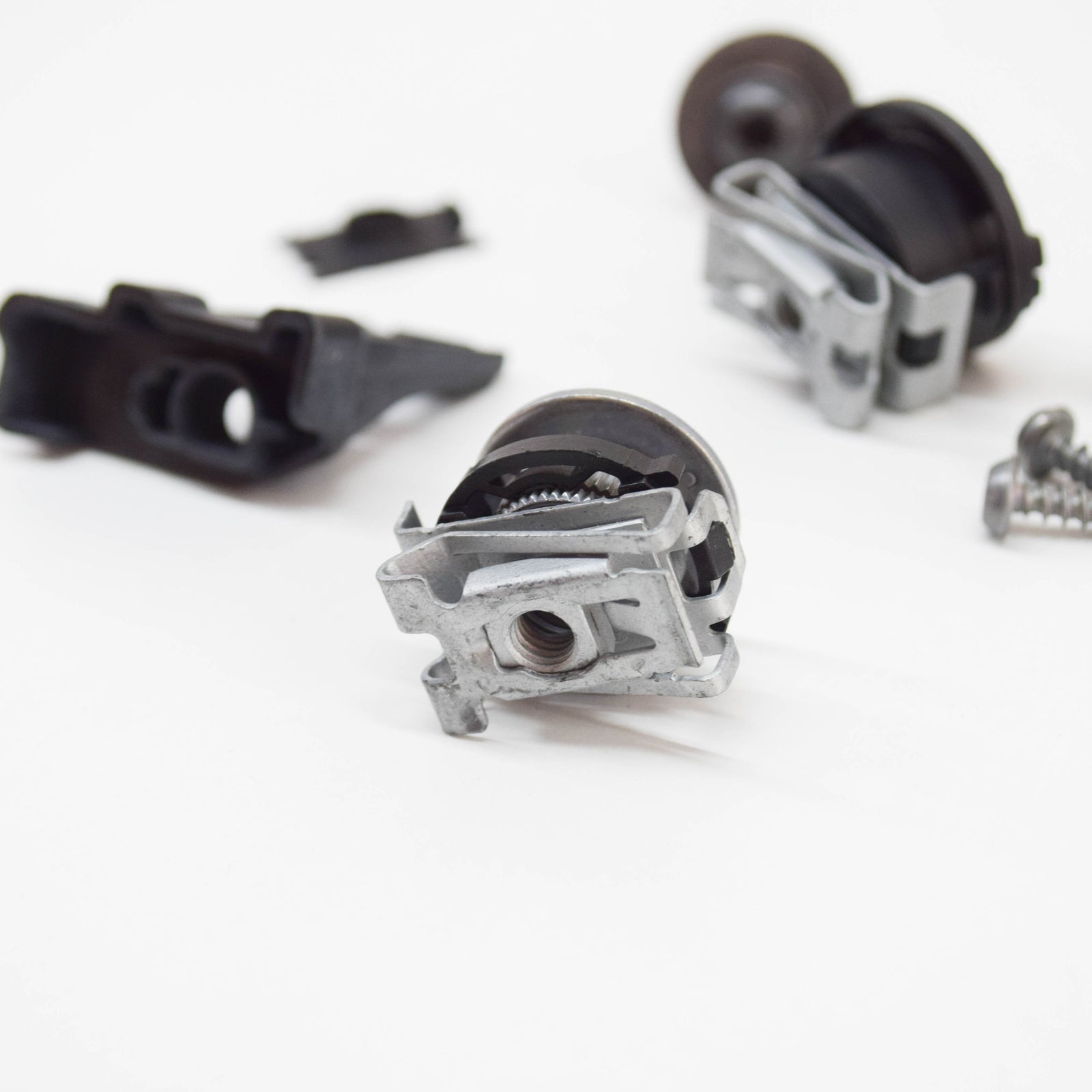 NEW VW GOLF MK7 FRONT RIGHT HEADLAMP HOUSING REPAIR KIT 5GE998226 ORIGINAL