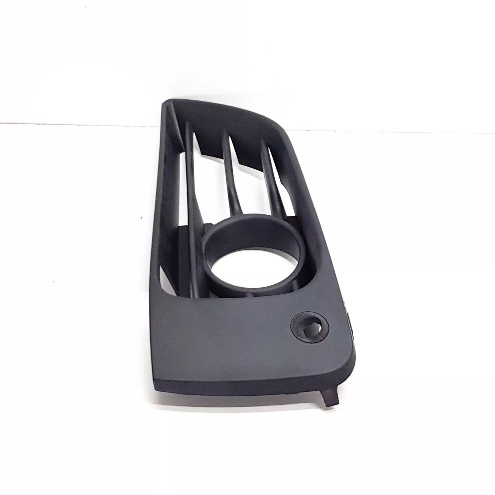 NEW BMW 2 F45 RIGHT FOG LIGHT GRILLE W/PDC HOLE 51117407698 2015 ORIGINAL