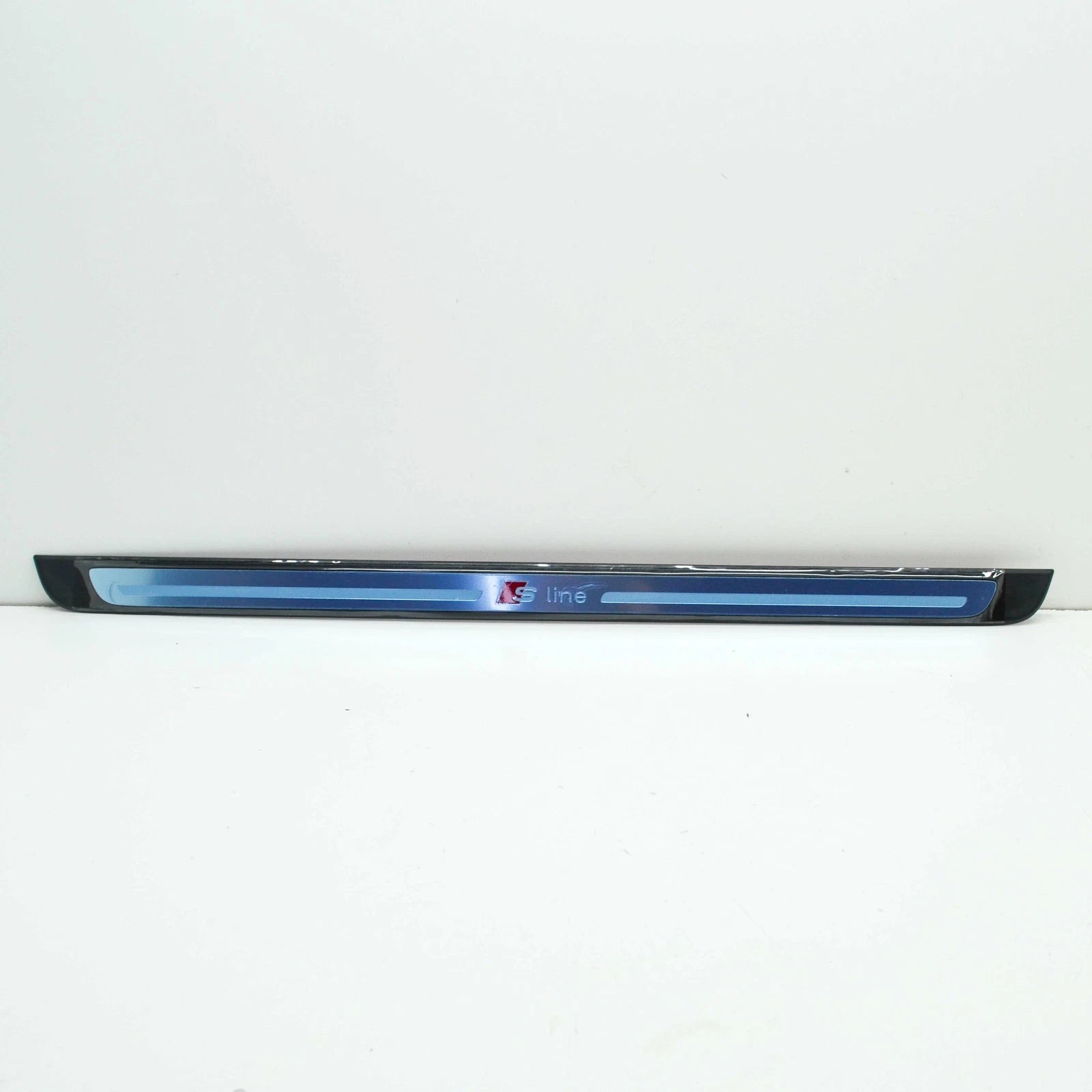 NEW AUDI A3 8V FRONT SILL TRIM STRIP 8V3853491B9B9