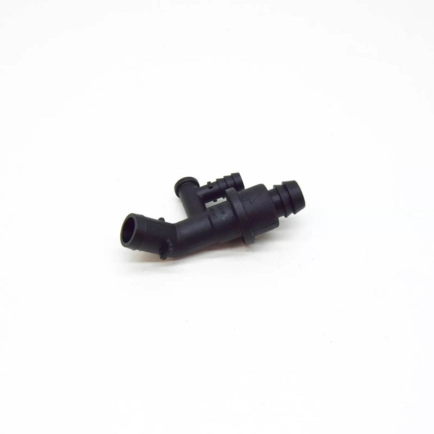 NEW BMW 8 E31 ENGINE CRANKCASE BREATHER HOSE CONNECTOR 11151718642 ORIGINAL