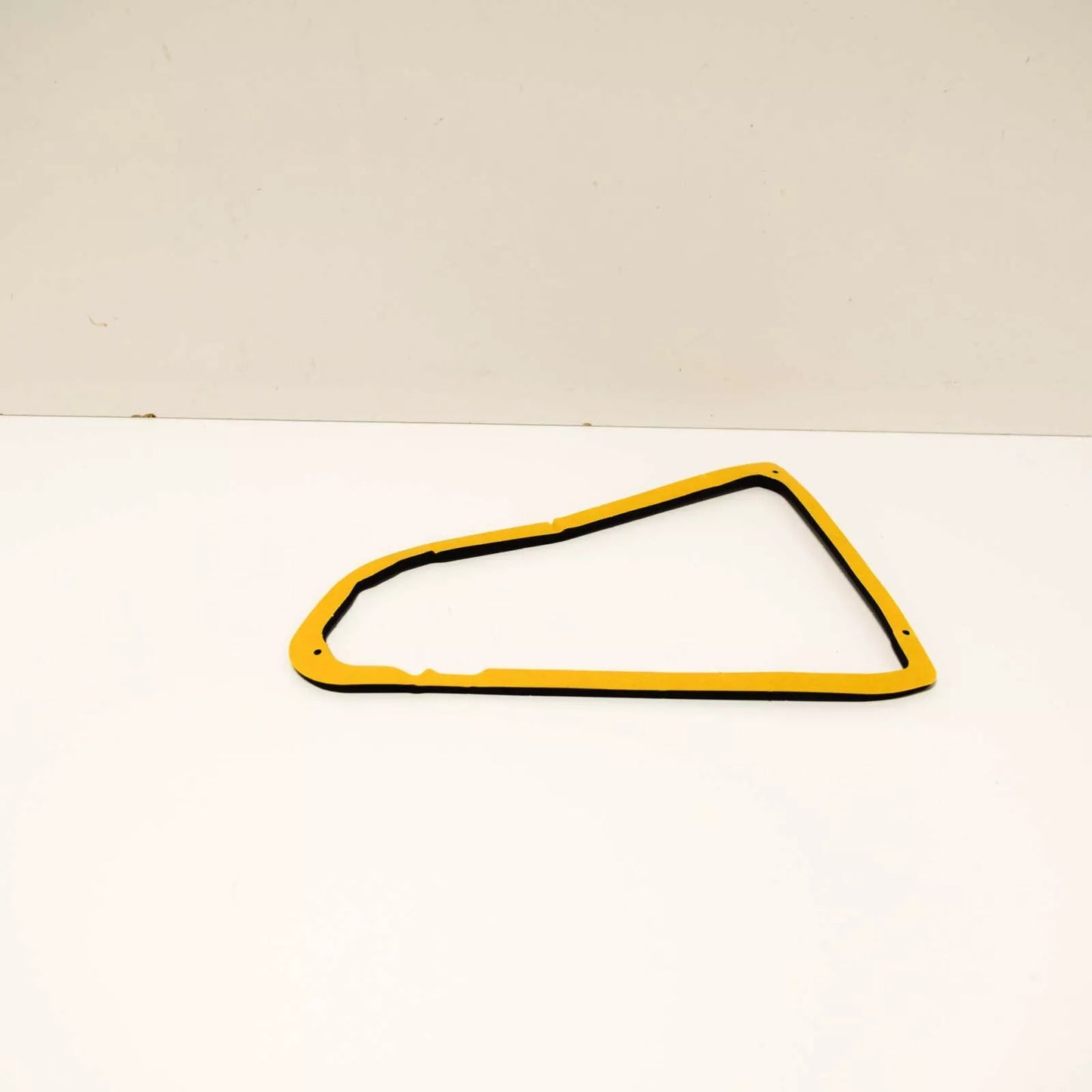 NEW AUDI A4 B8 REAR RIGHT TAIL LIGHT SEAL 8K5945192A ORIGINAL