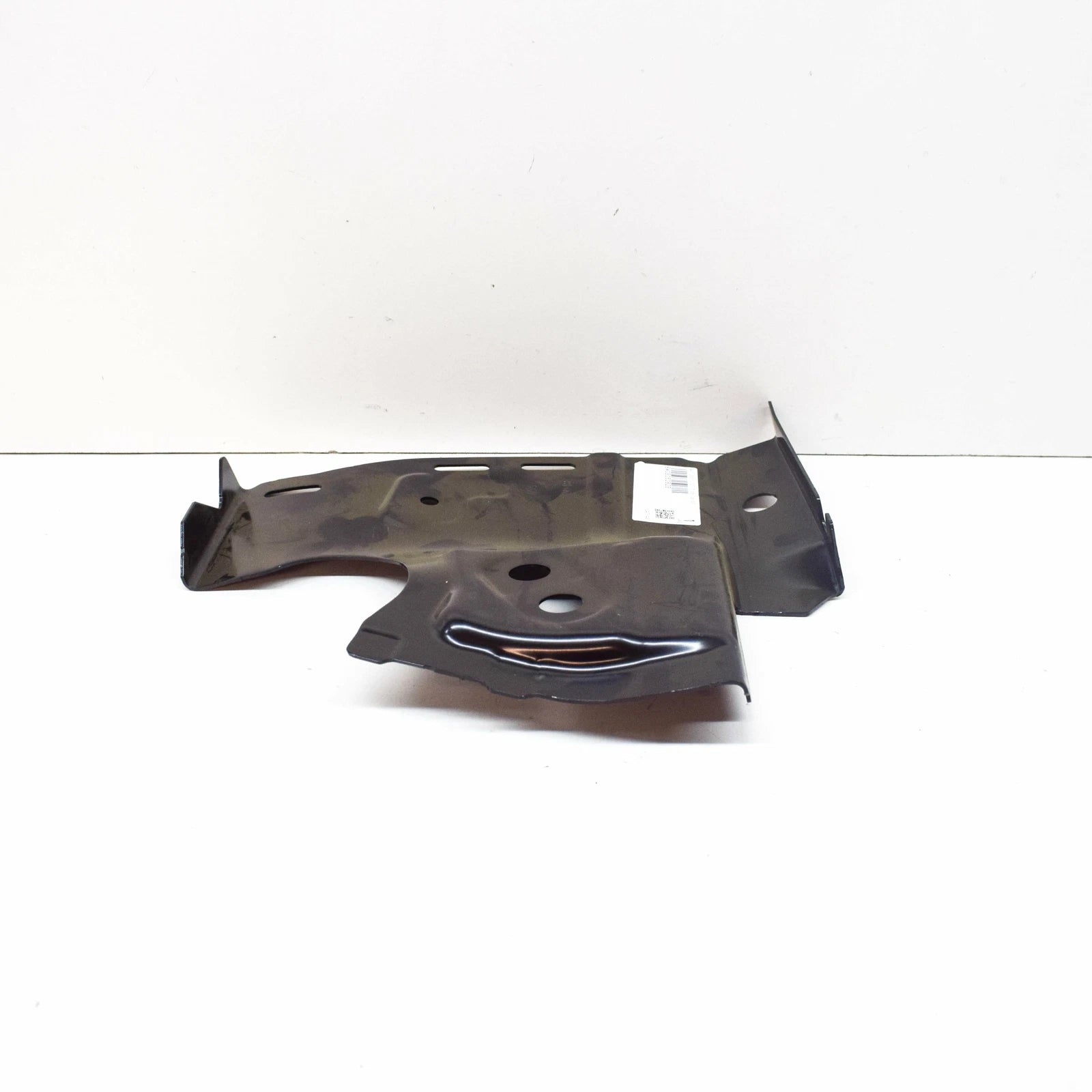 NEW AUDI A4 ALLROAD B9 FRONT FENDER APRON EXTENSION PLATE 8W0805282B ORIGINAL