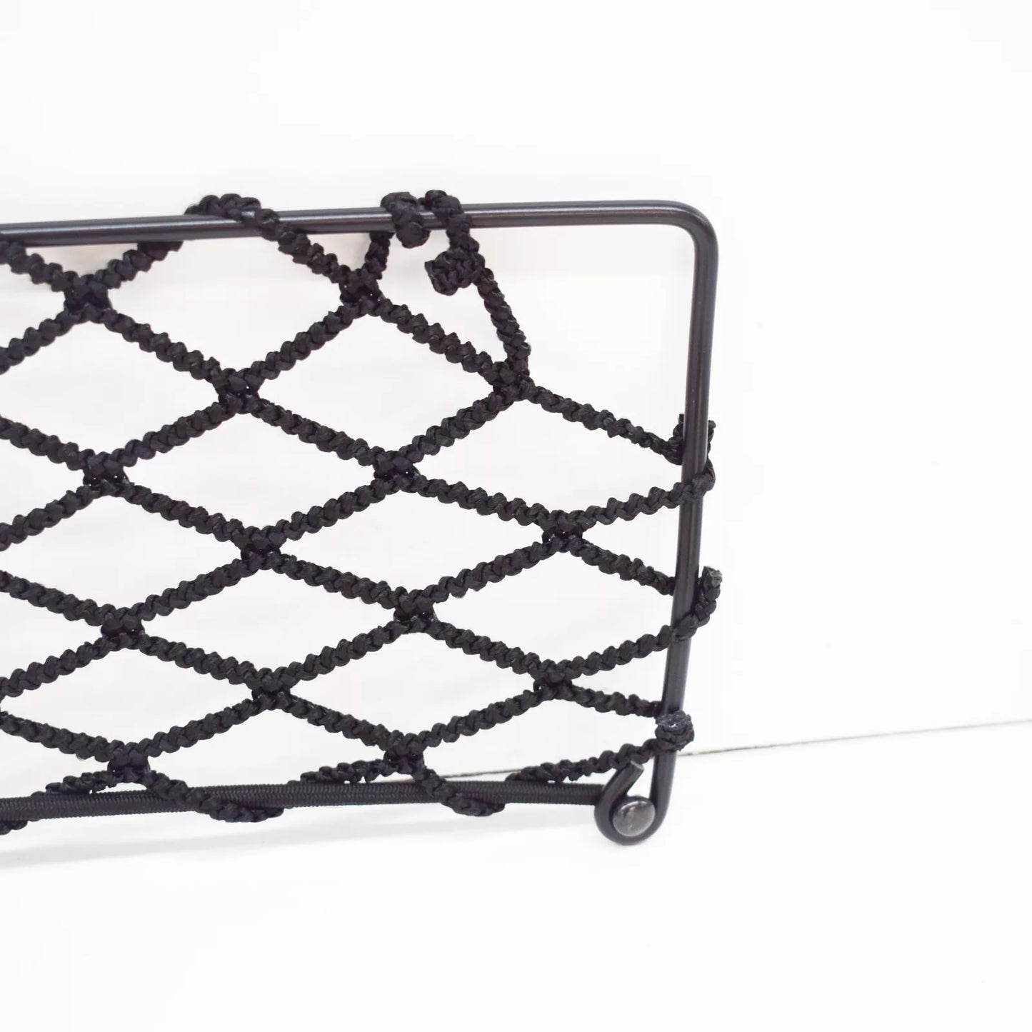 NEW BMW 3 E36 FRONT FLOOR STORAGE PARCEL NET 51472491097 2491097 ORIGINAL